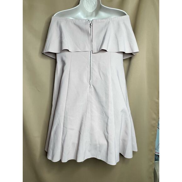 Elizabeth & James Pink Off Shoulder 12 - Picture 6 of 9